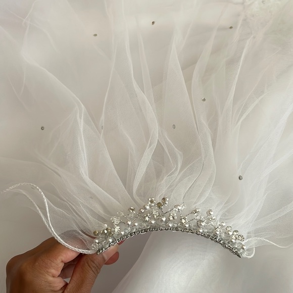 Excellent condition Girls headpiece - Picture 1 of 9